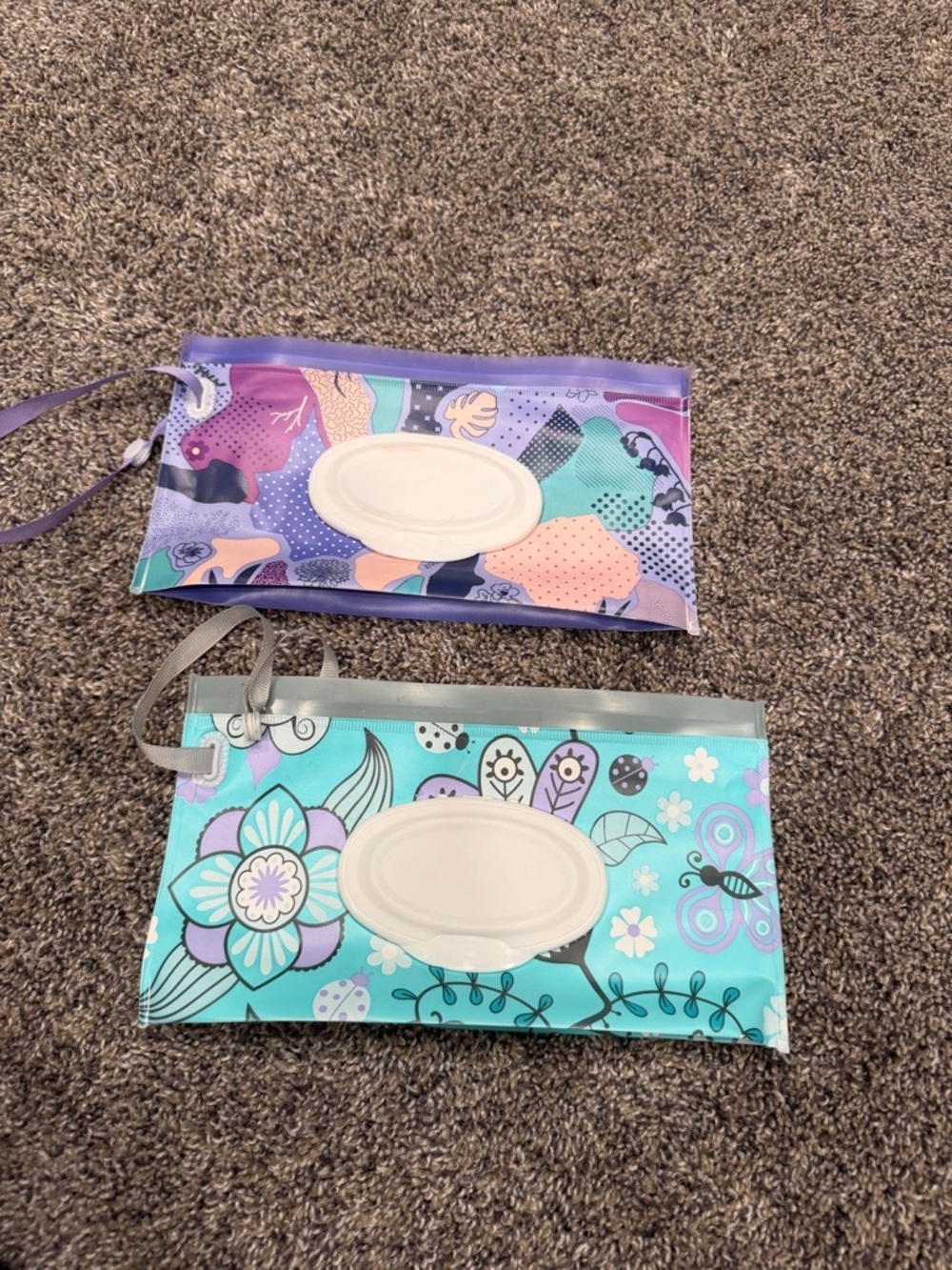 Huggies Reusable wet wipe holder for baby